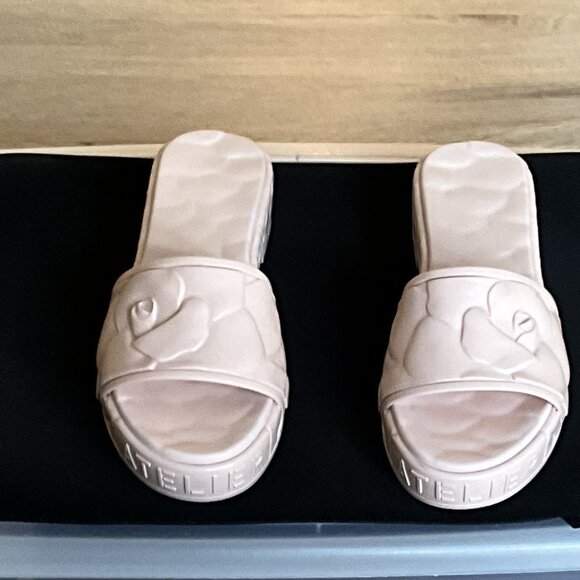 NIB VALENTINO GARAVANI ATELIER slides in Rose Quartz 35 - Picture 1 of 7